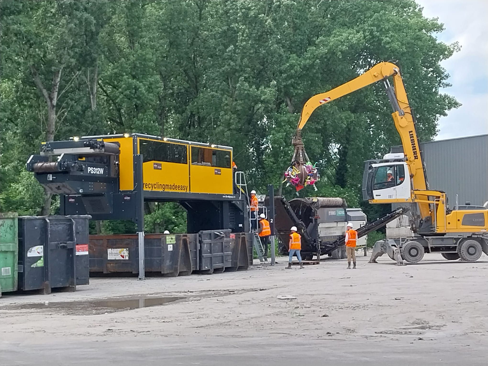 Mobile Recycling Equipment RS514T Track Recycling Screen EC315T Eddy Current AS150M Air Density Separator